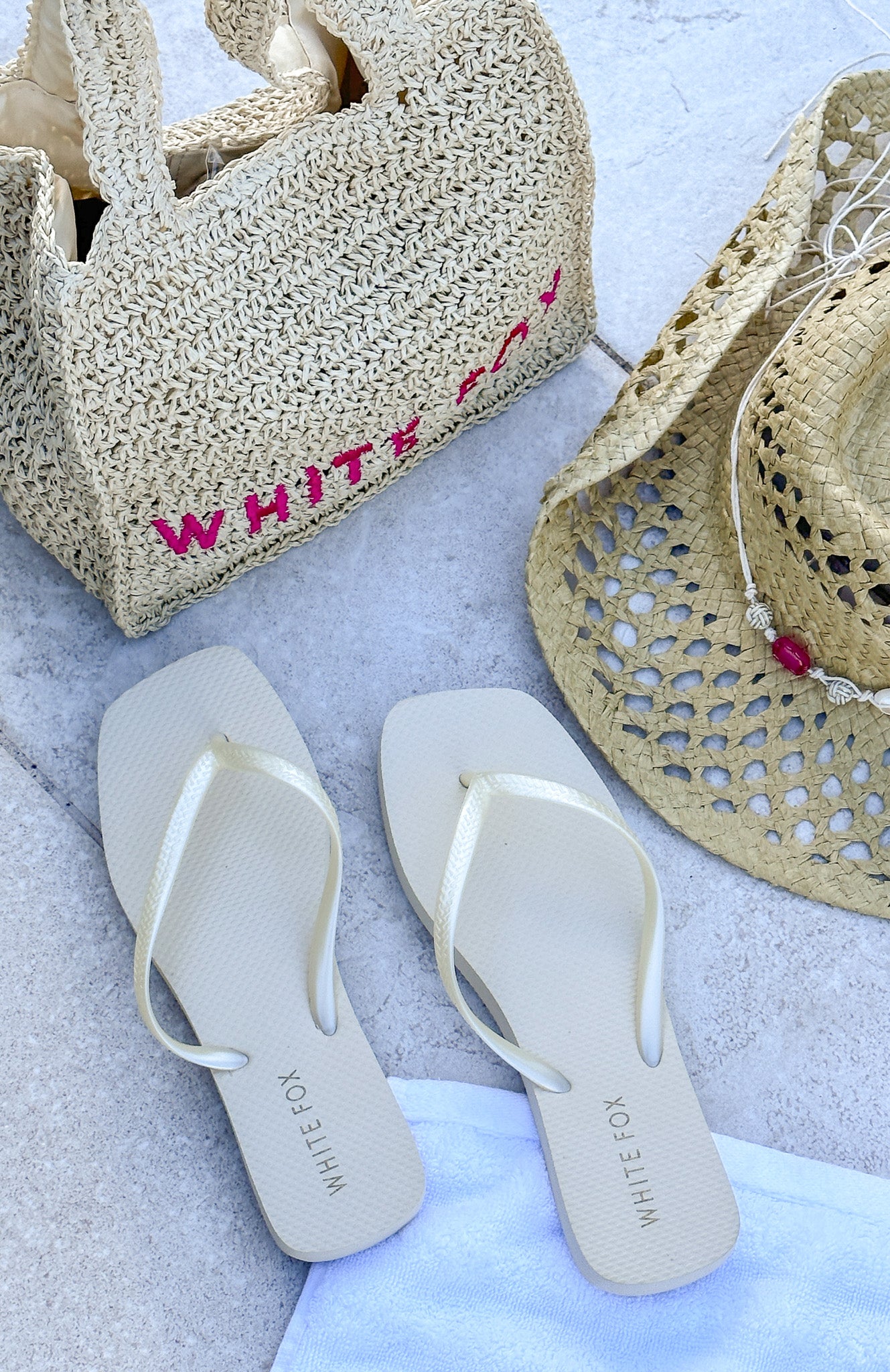 Josie Thong Sandals Off White